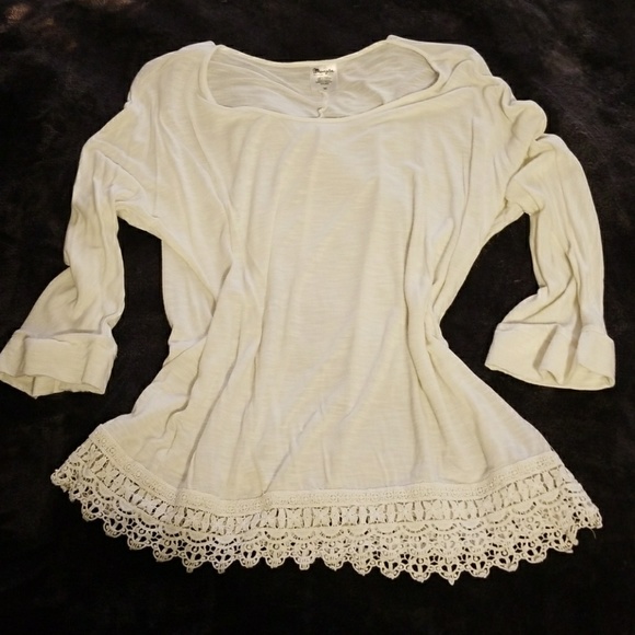 Wrangler Tops - Cream Tunic Size M